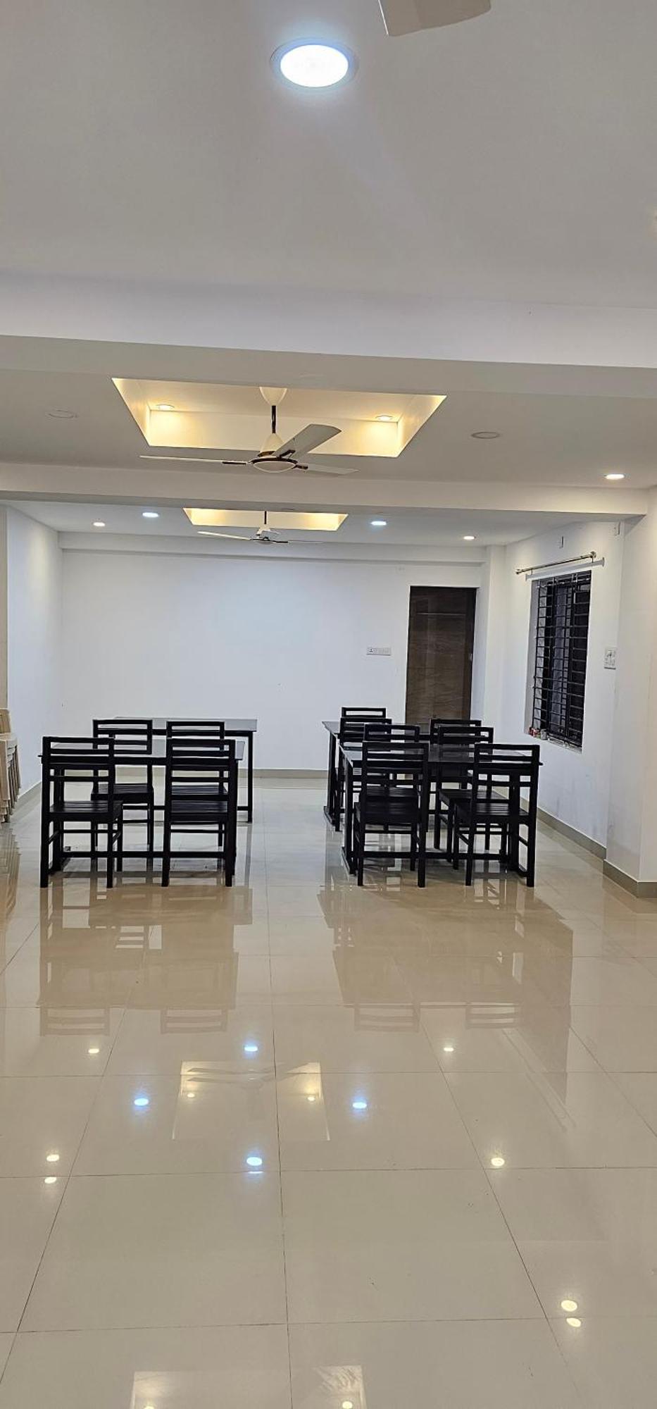 Blueway Residency Downtown Hotel Thiruvananthapuram Екстер'єр фото