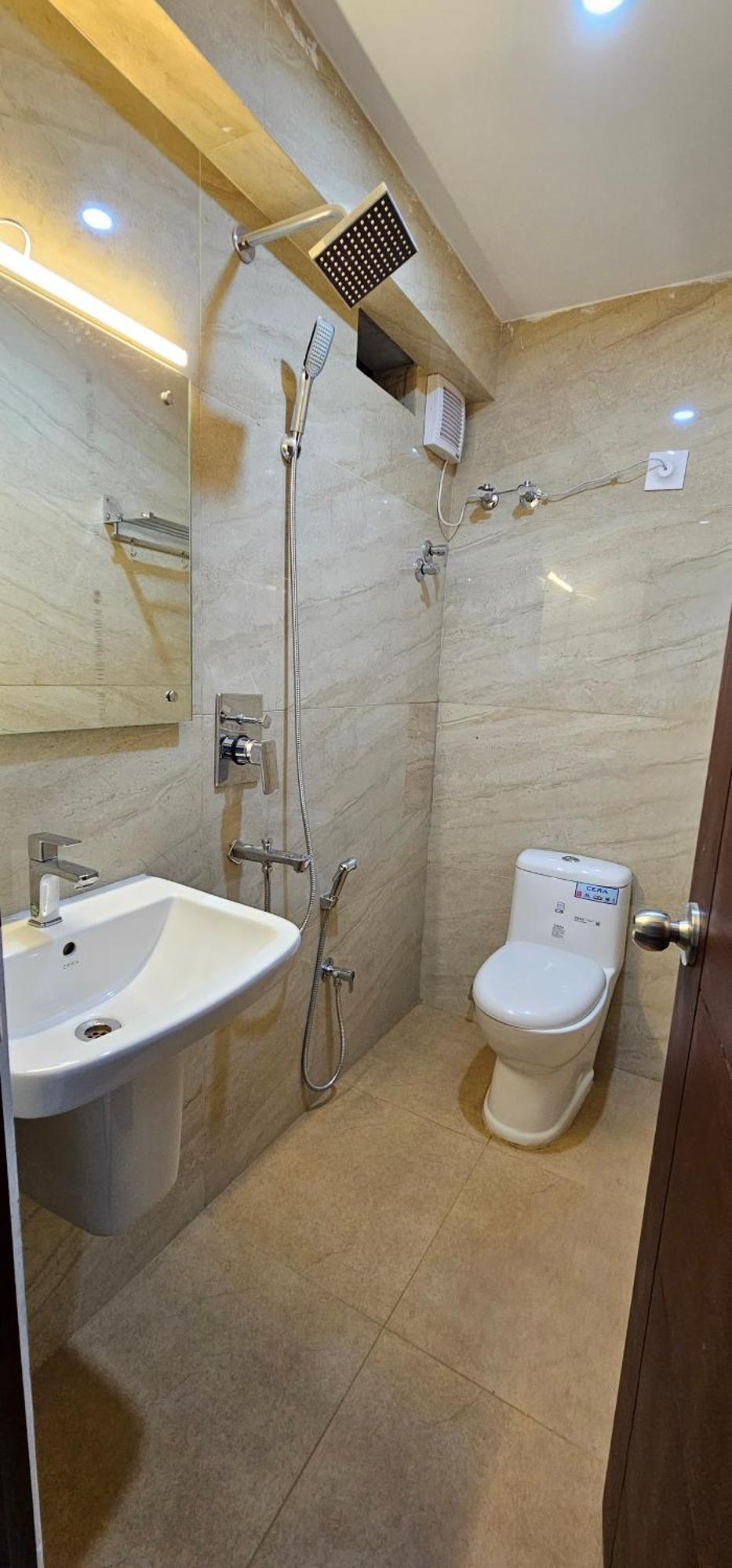 Blueway Residency Downtown Hotel Thiruvananthapuram Екстер'єр фото